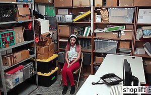 Hairy MILF enjoyed in a cops cock after she get busted