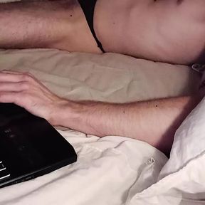 Watch porn and chill (with my panties)