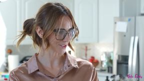 My Good Secretary - Ophelia Fae, Scarlett Alexis
