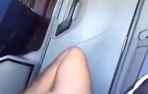 Punheta no fundo do busao