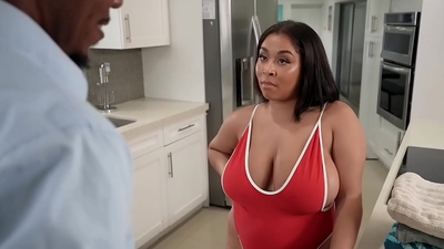 BANGBROS - Juliana Dreams Gets An Oily Breast Massage And A Titty Fuck By Her Stepfather