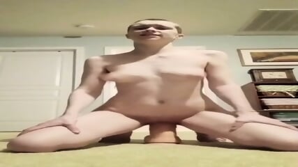 pussy stretching with dildo