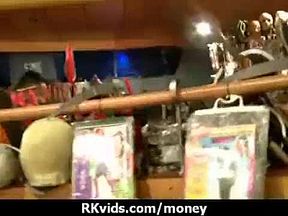 Amateur Chick Takes Money For A Fuck