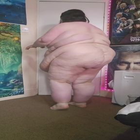 SSBBW Doggy on the Floor Then Crawling