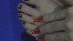 FAKE NAILZ N GEL NAIL POLISHED TOES PROFIT PERCENT SITTING