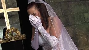 Lets Masturbates To Get Ready For A Hardfuck