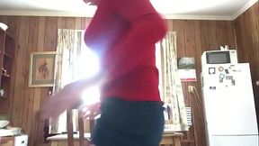 Marciana plays and cums