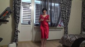 The sexiest my outfit N4 Modeling sexy red satin nightie for you