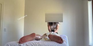 Con La Masajista