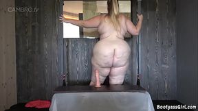 BBW PAWG jumping on her dildo