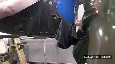 Guyzin2rubber, Try Before You Buy