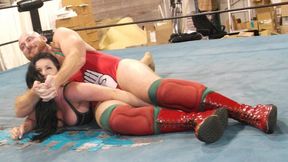 THE BEAUTIFUL FEET of a JAGUAR - Jayne Jaguar vs Ivan Koloff Jr