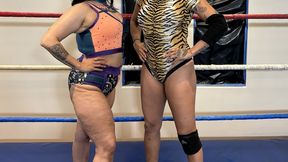 Barefoot Spread Eagle Pins Match - Esmerelda v Miss Big D