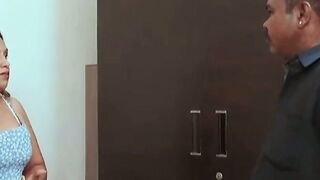 Makan Malik Ne kirayedar bhabhi ko Makan Diya Or Mast Daily Chudai