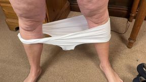 Mrs Mature Feet home from the resturant 475