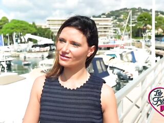 Jade, queen of sex, eats cock!