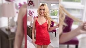 ”Mommy's Girl -Sensual Lessons in Kissing”