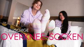 Flauschige Overknee-Socken (kleine Version)