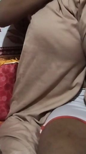 Viral Video of Indian Beautiful Student Girl Tasneem