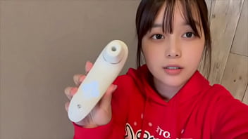 雪見だいふくの可愛い洋服着ながらオナニー。セフレ5人くらい欲しい...ファンクラブで募集してます。。
