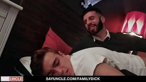 FamilyDick -  Horny Stepdad Rawdogs Sean Peek