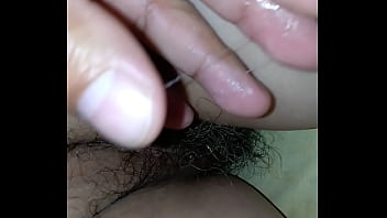 Mojada y caliente