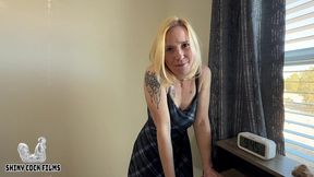 tongue deep in my pussy till i’m shaking... exactly how i like it