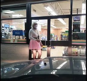 DeeDee69 Stops for a Drink