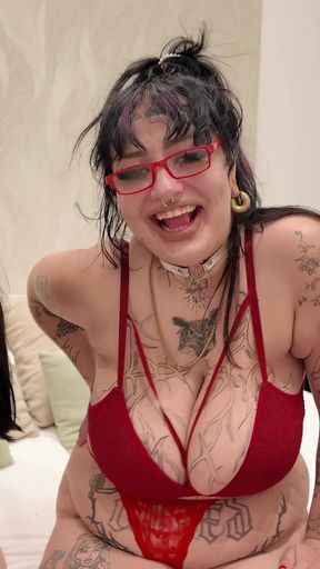 Chubby Girls Silly Faces, Saliva, Mouth, Tongue and Teeth Fetish