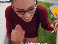 Pickedup latina blowing pov dick before riding cock