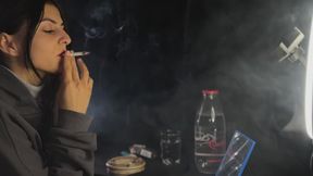 LOVE NOSE EXHALES SMOKE TRANSPARENT LIP