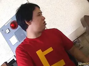 Japanese doll shows off nice big tits in public bath