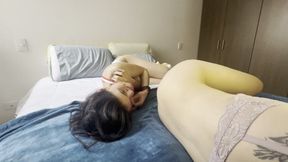 I Feel My Girlfriend's Gas and It Excites Me to Orgasm.