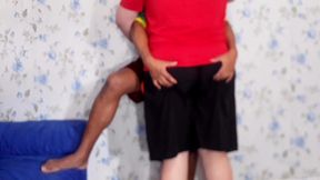 artilheiro su e com 22cm me come no sofa depois do futebol (completo)