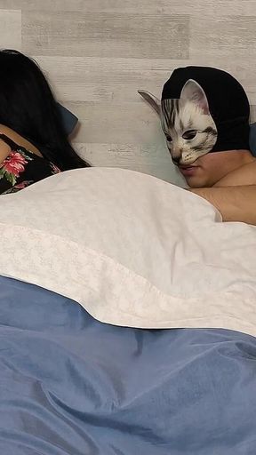 Loving Stepmom, Solo Fans in Slow Motion, in Bed