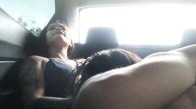 GREAT ORAL SEX IN MY NEIGHBOR'S CAR