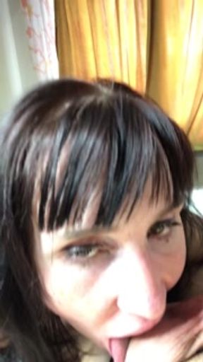 "А ТЫ ЕГО СОСАЛА КАК Я?" ПРИВЕТ БЫВШЕЙ ДЕВУШКЕ ЗАПИСАЛА СЕЛФИ МИНЕТ РУССКАЯ МАЛАЯ НА ВИДЕО! 4К