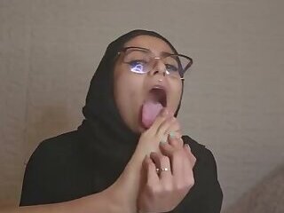 Arab HouseWife Mia Niqab Feet Compilation
