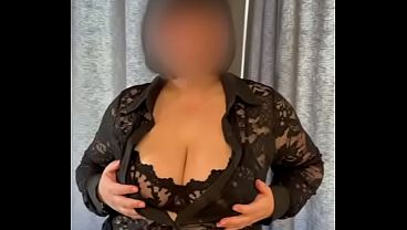 Amaris Vox in Black Lace &mdash_ Slow Self-Tease and Confident Curves