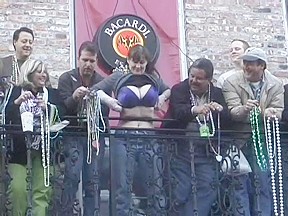 Wild Girls Get Naked In Public