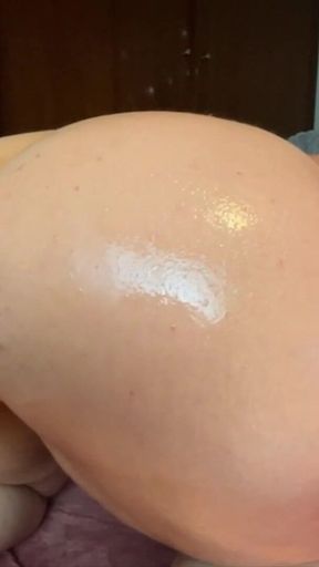 Cam Girl Shygirlfromeurope and Her Fuckmachine!