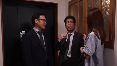 Married Woman Who Is Defeated By The Excitement Of Being Fucked In A Blind Spot In The House While Her Husband Is At Home
