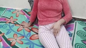Bhabhi ko ghar me band kar ke pel diya
