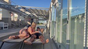 tremenda rubia influencer follada sin condon por moreno pollon