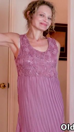 Sweet matured milfs and gilfs in lust   Clip 2