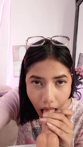 I Suck Your Penis and I Am a Latina Who Loves Having Milk Left in Her Mouth