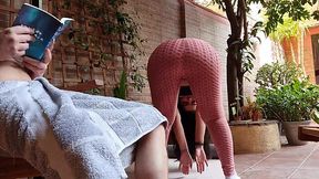 Jerking on my booty Latina step-daughter while she was doing yoga in leggings