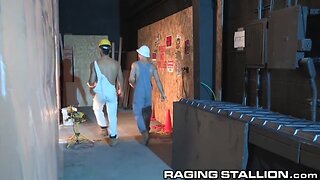 Erect this worker