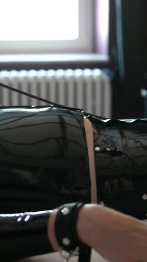 Facesitting on the Restricted Rubber-slave