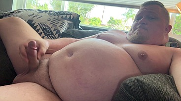 Chubby Daddy Bear Cums in Bed